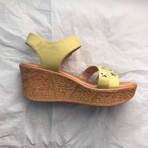 Super cute yellow platform wedges/heels with stars